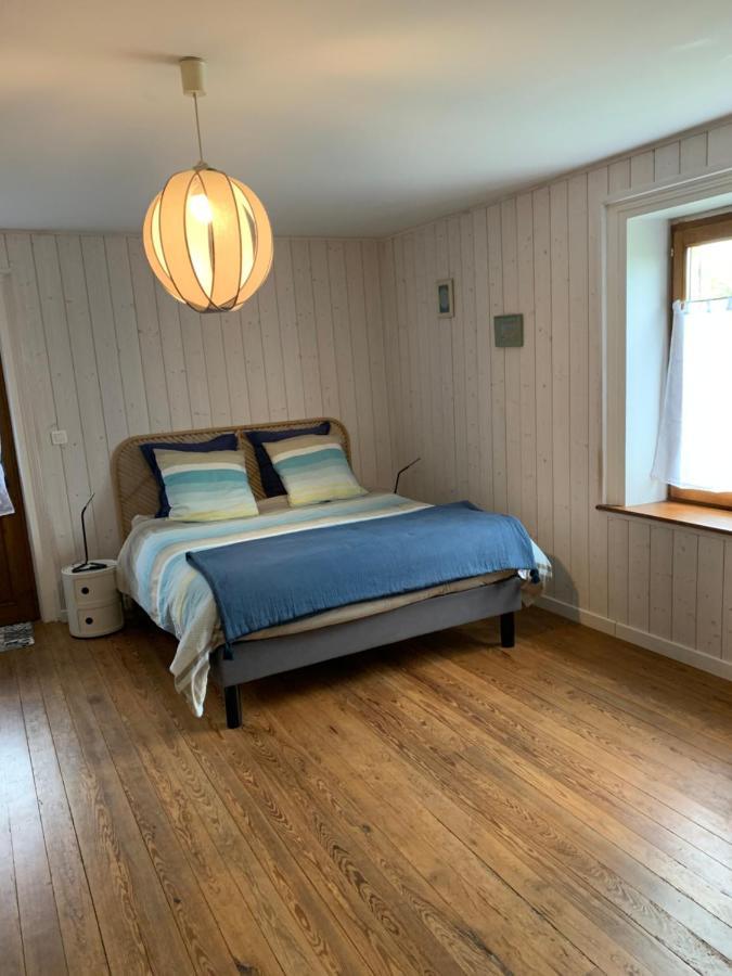 Bed and Breakfast La Ferme D'Aristide Saillenard Exterior foto