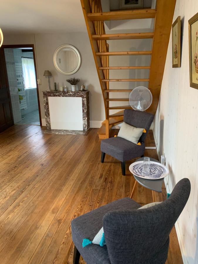Bed and Breakfast La Ferme D'Aristide Saillenard Exterior foto
